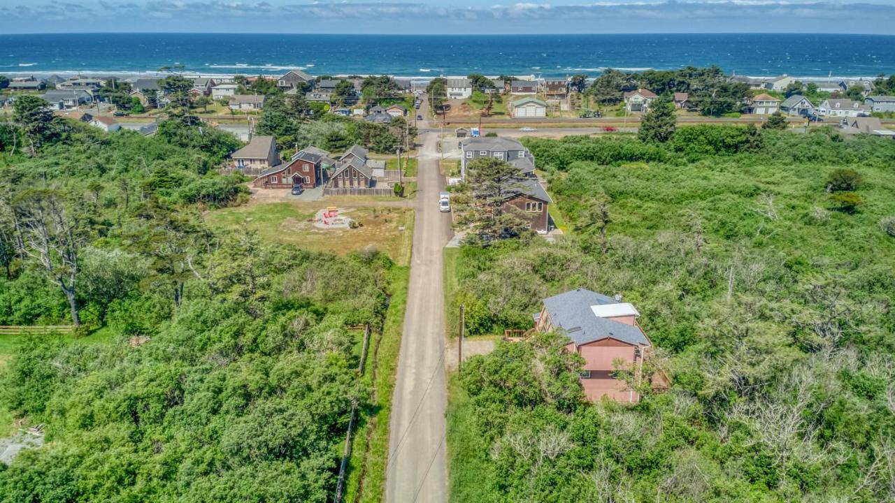 Lakefront Beachhouse Rockaway Beach Eksteriør billede